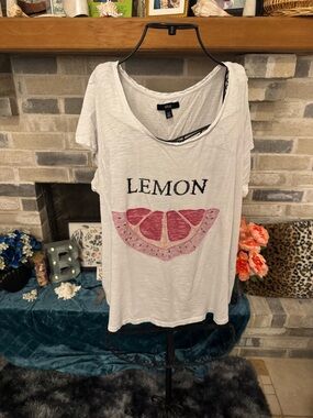 ellos White Short-Sleeve Graphic T-shirt